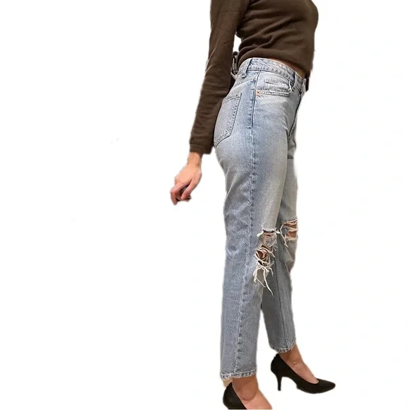 Zara Ripped Jean - Picture 3 of 5